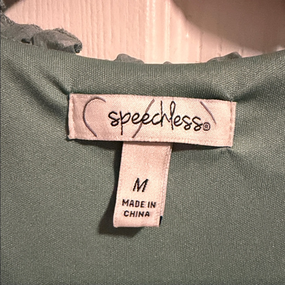 Speechless Textured Sleeveless Dress in Light Green - Picture 2 of 5